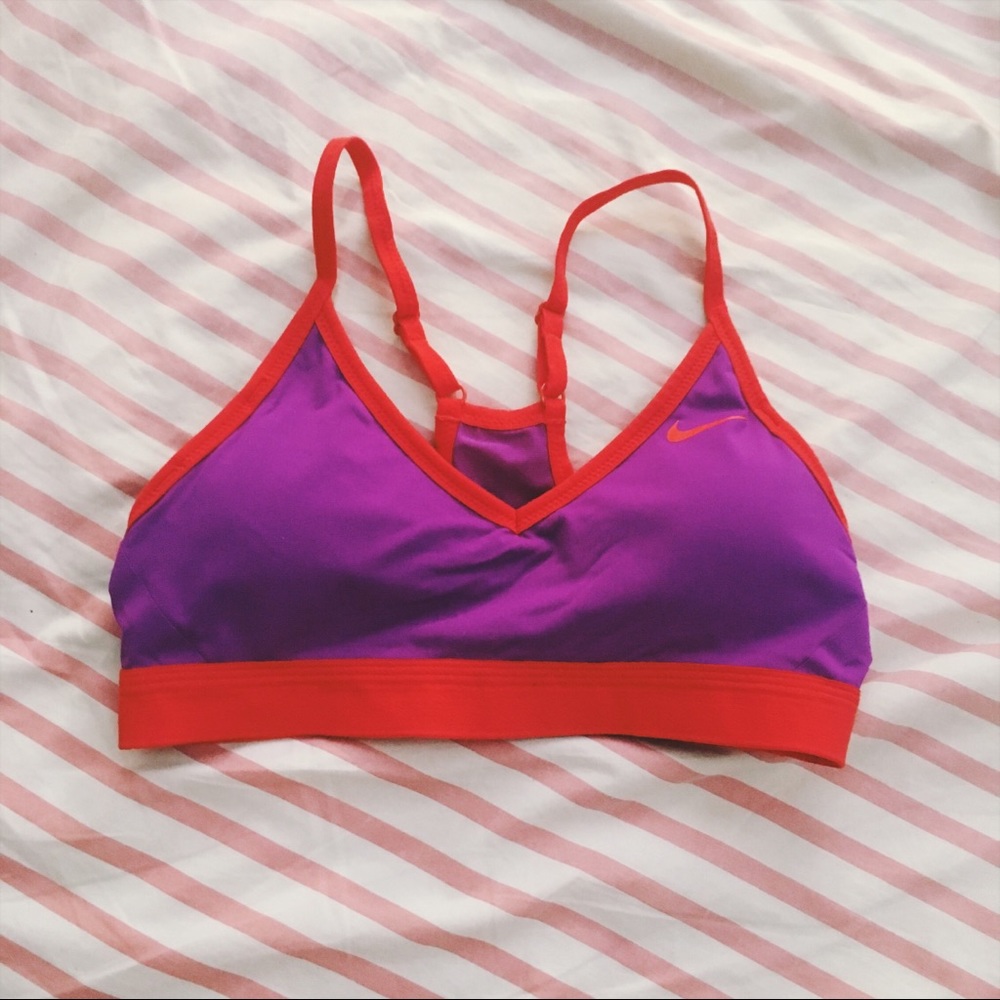 🧘‍♀️🤸🏼‍♀️Nike Purple Red Sporting Bra